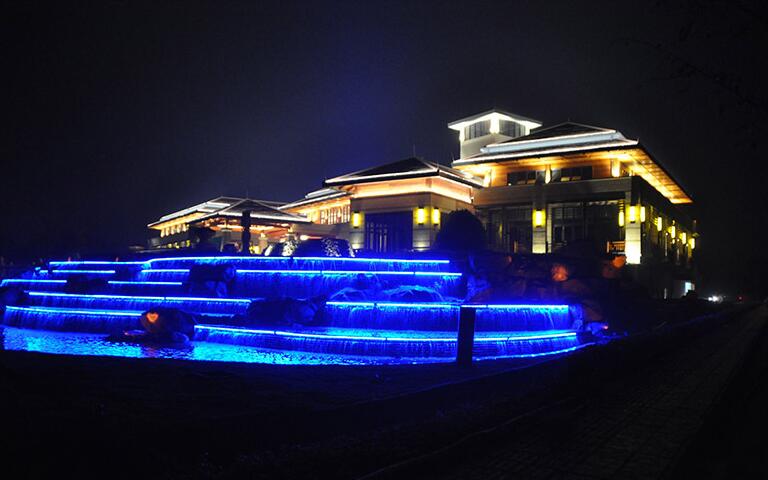 led線型燈如何能夠成功購(gòu)買(mǎi)？